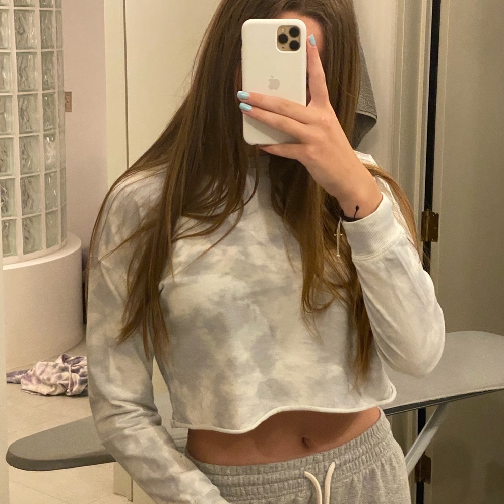 tie dye long sleeve shirt